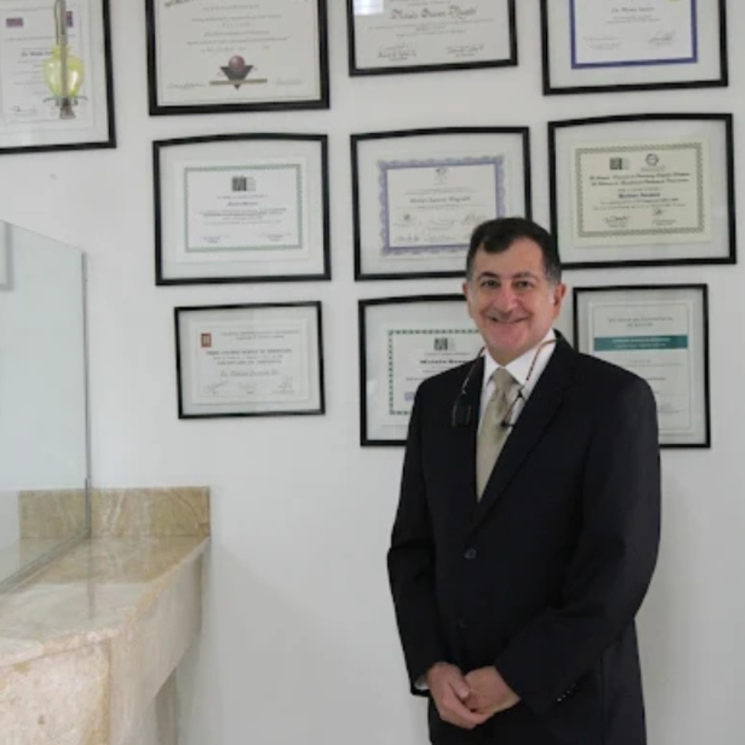 Certificaciones del Dr. Sasson